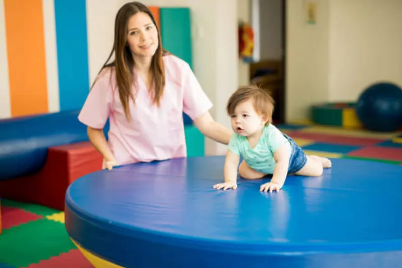 Intervenção precoce com bebês de risco em Campinas