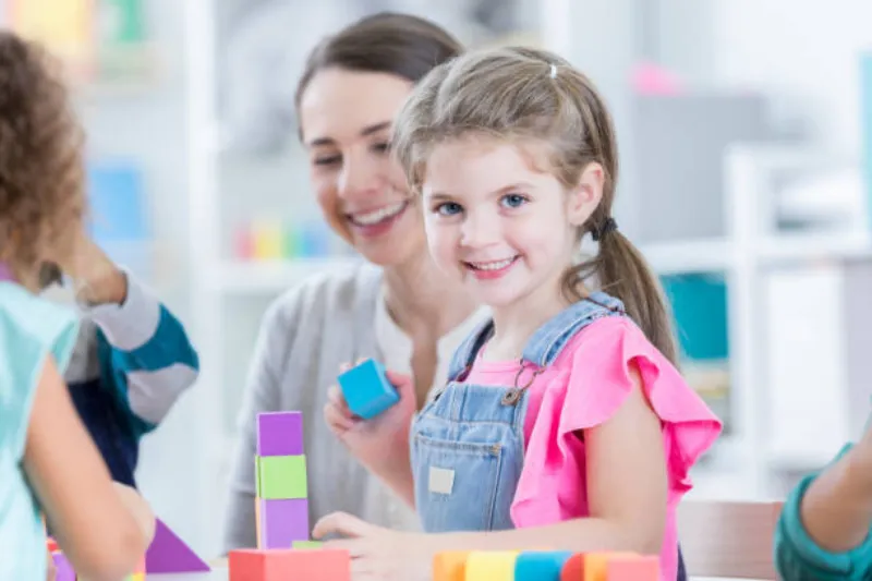 Terapia fonoaudiológica para atraso de linguagem